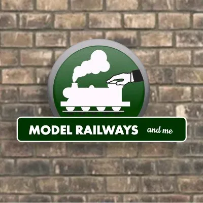 @modelrailwaysandme
