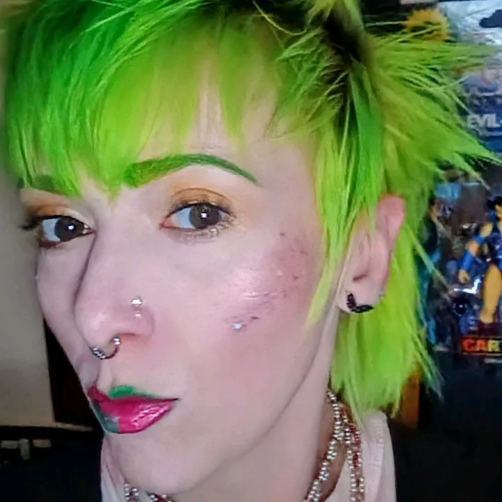@shirley.the.squirrelly