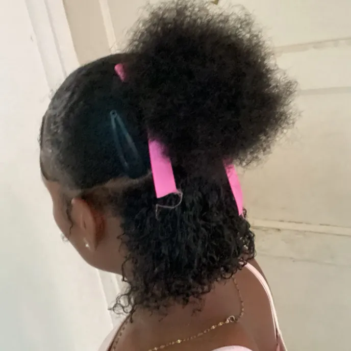 @kisses.4__nae