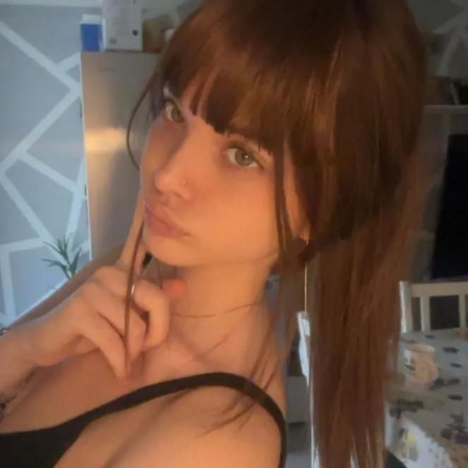 @ladenisa._