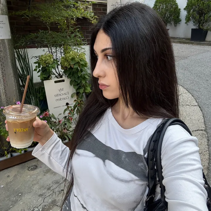 @honeybeeee00