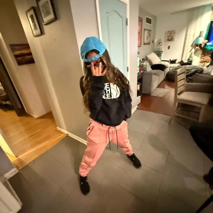 @adrisecretspam