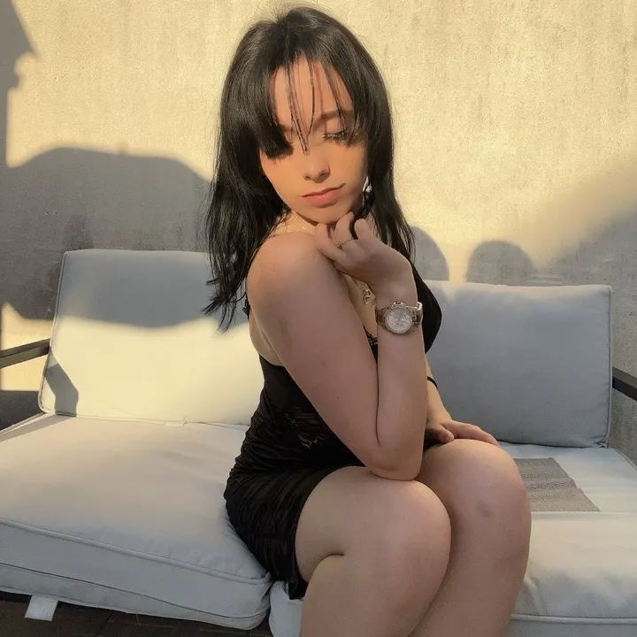 @_lauura050