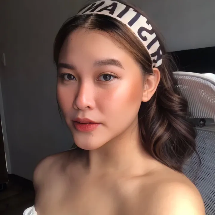 @curiouscass_