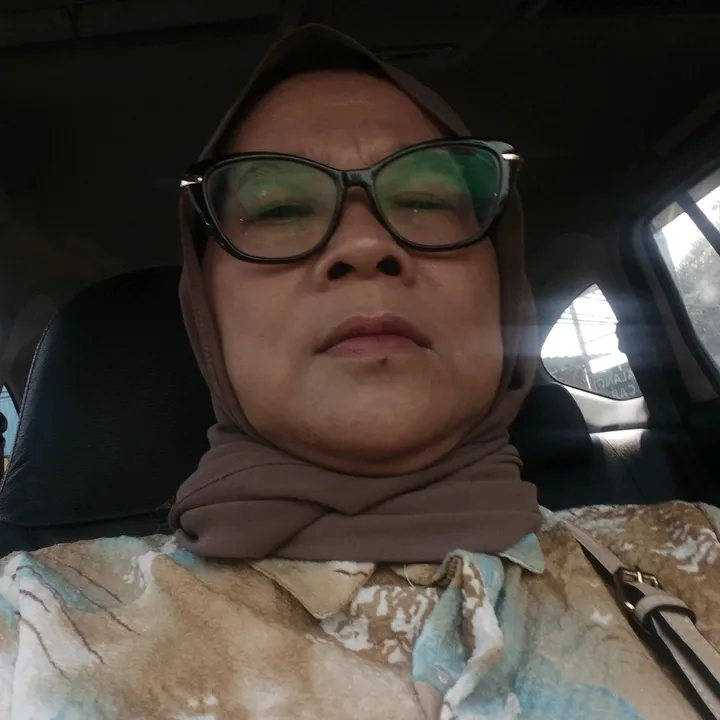 @watiwatini_