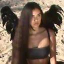 @keelylasela