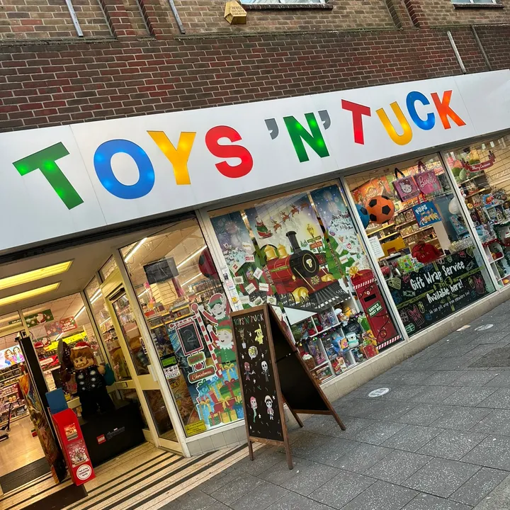 @toysntuck