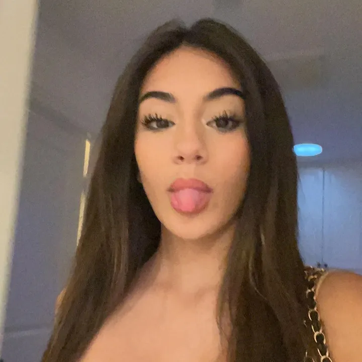 @new.ellysa