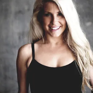 sarahannsansoni