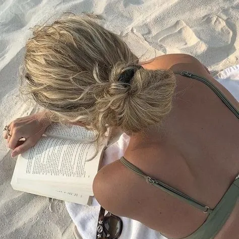 @mylovelybookshelf_