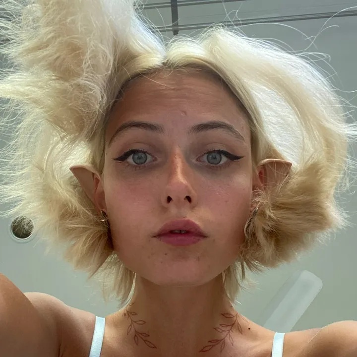 @yourfairylilly