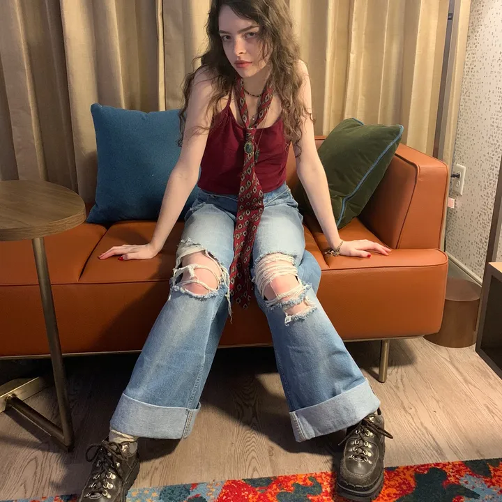 @khloejaneee