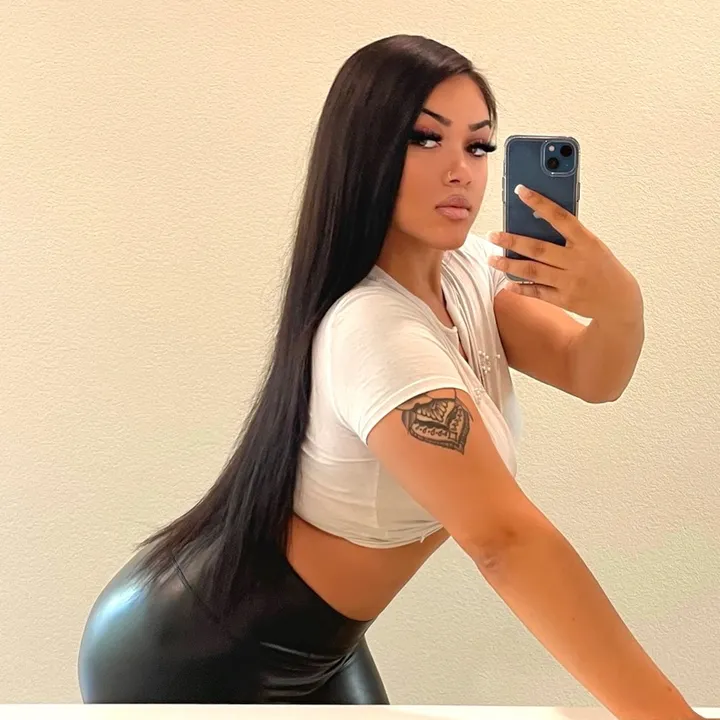 @flygirldeeezy