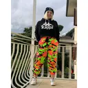 @nicoleesignori