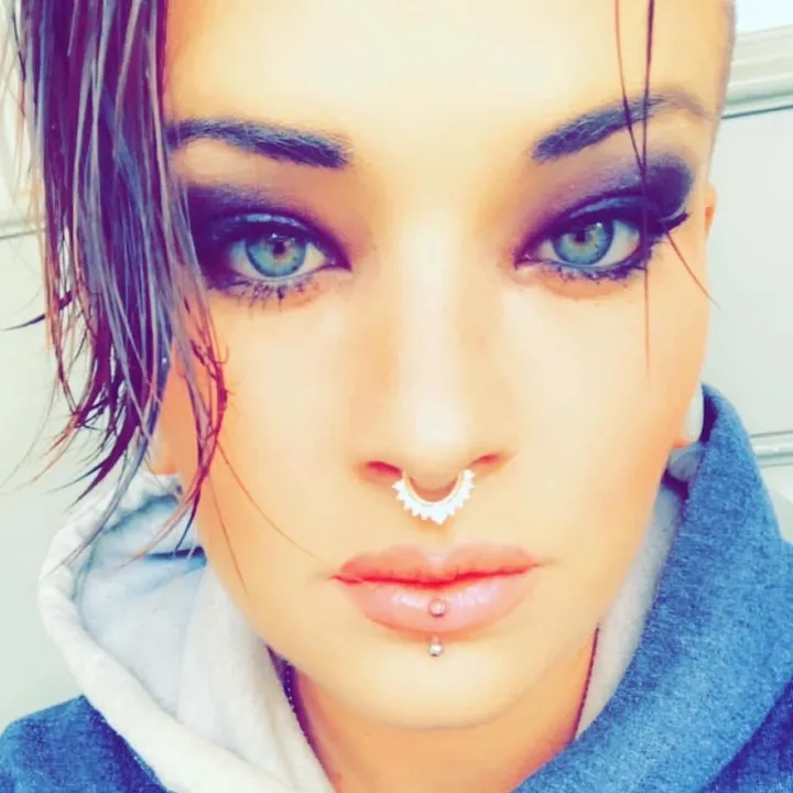 @elley_lynn