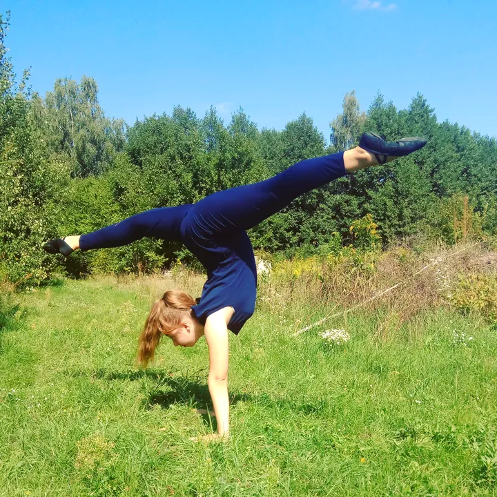 @mili_akro