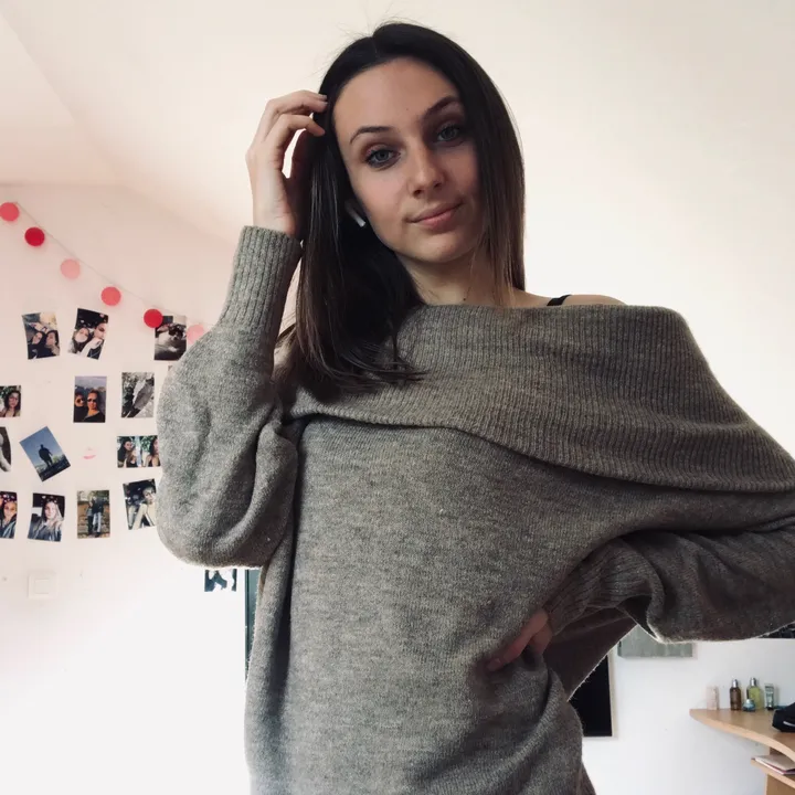 @_la_chieuse