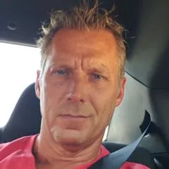 markholloway89