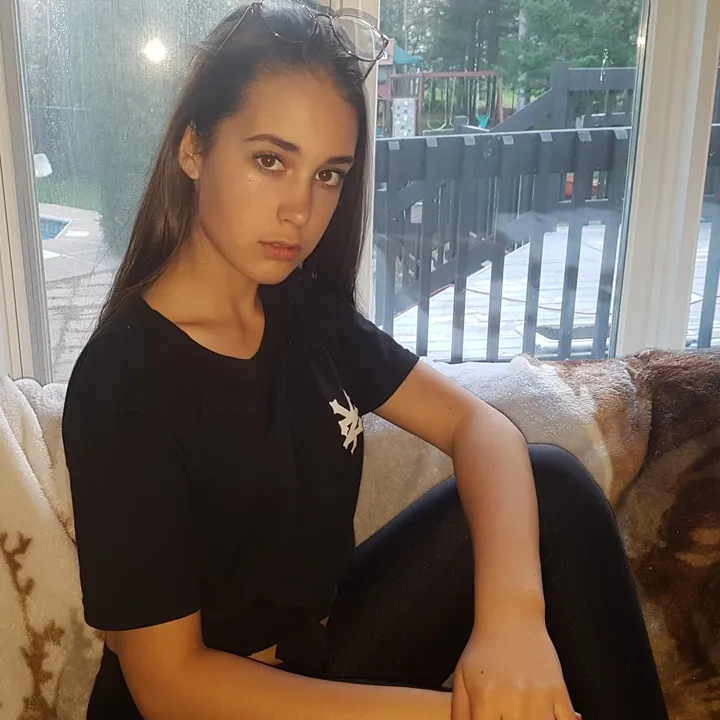 @emy_jade_11