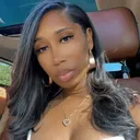 @teniakelly