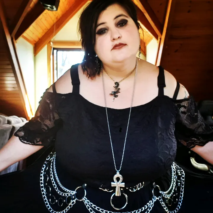 @leegoth