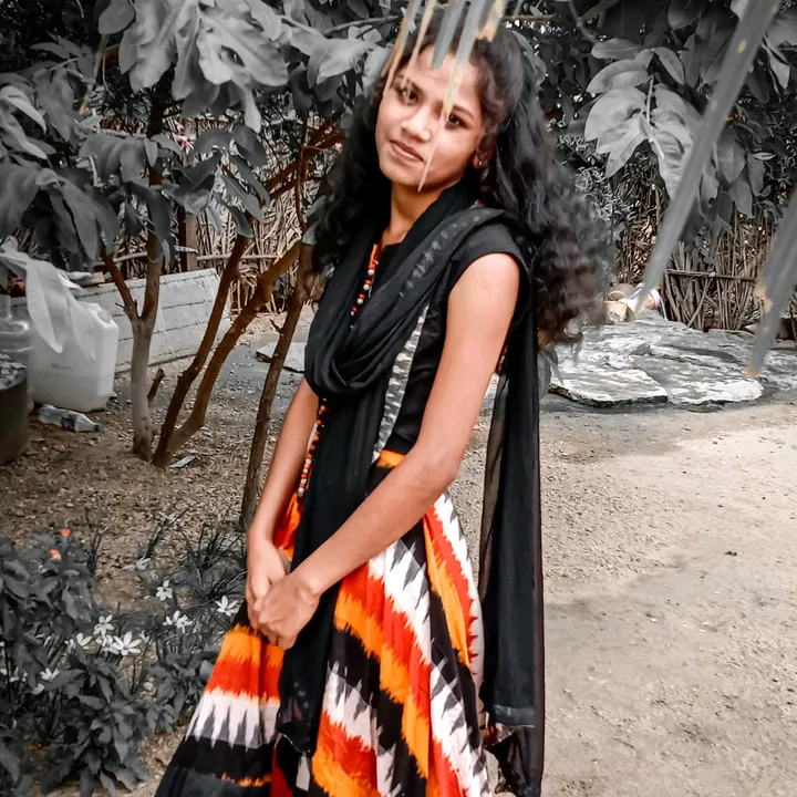 @ladhallanavya