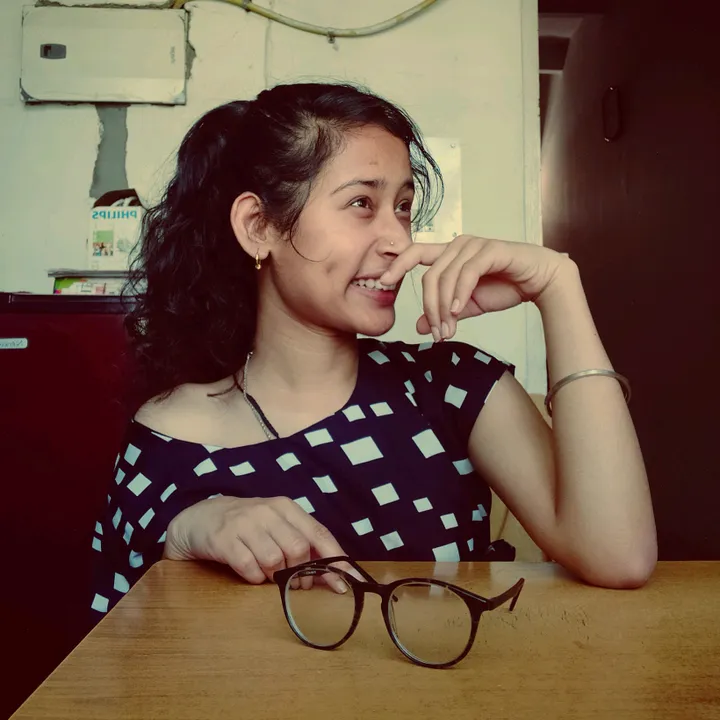megha.the.dimpluuu