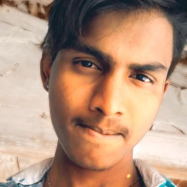 deej_ganna_smiley