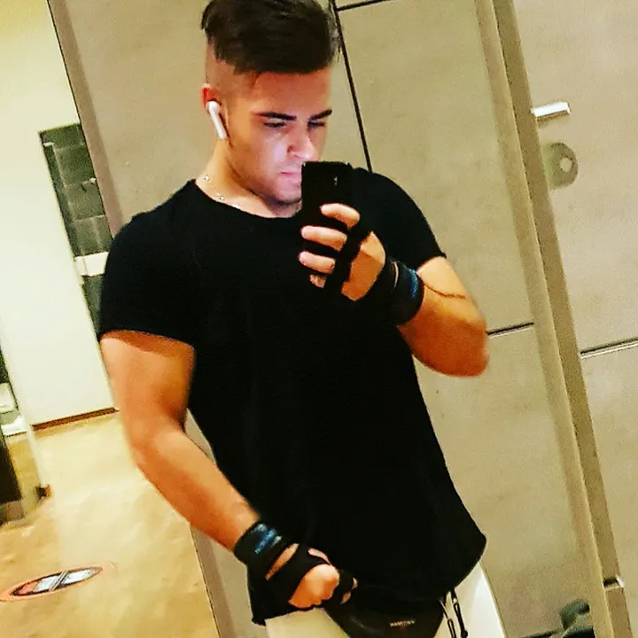 @francescoscerra