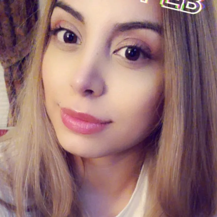 @dayanna2112
