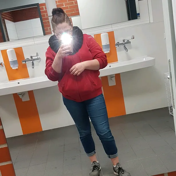 @liveishard15