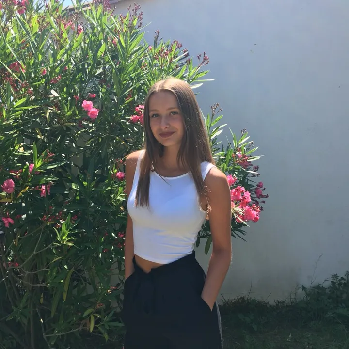 elyse_vhrn