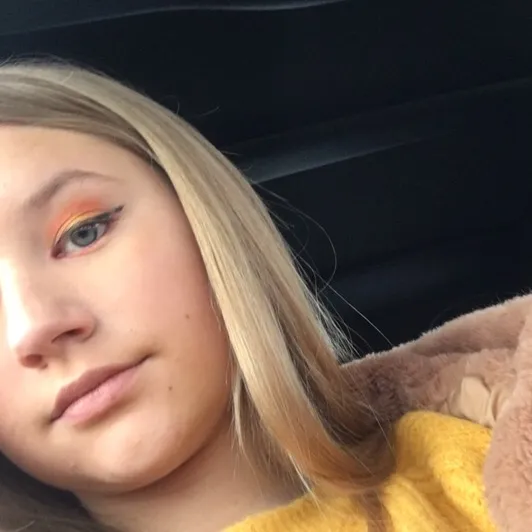 chloedelmelle