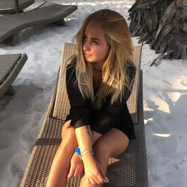 nicolemeneghelle