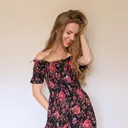 @jennygates_