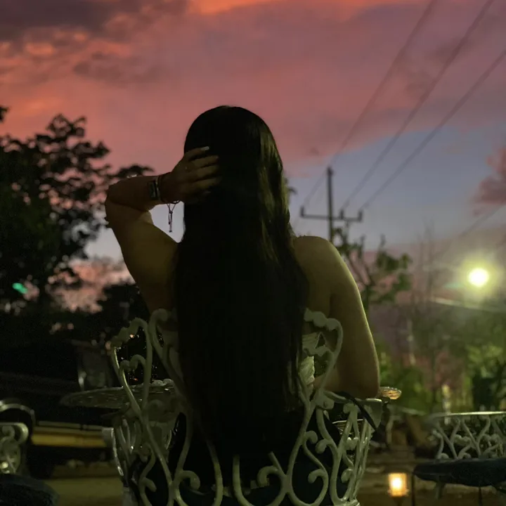 @esmeralda_angu