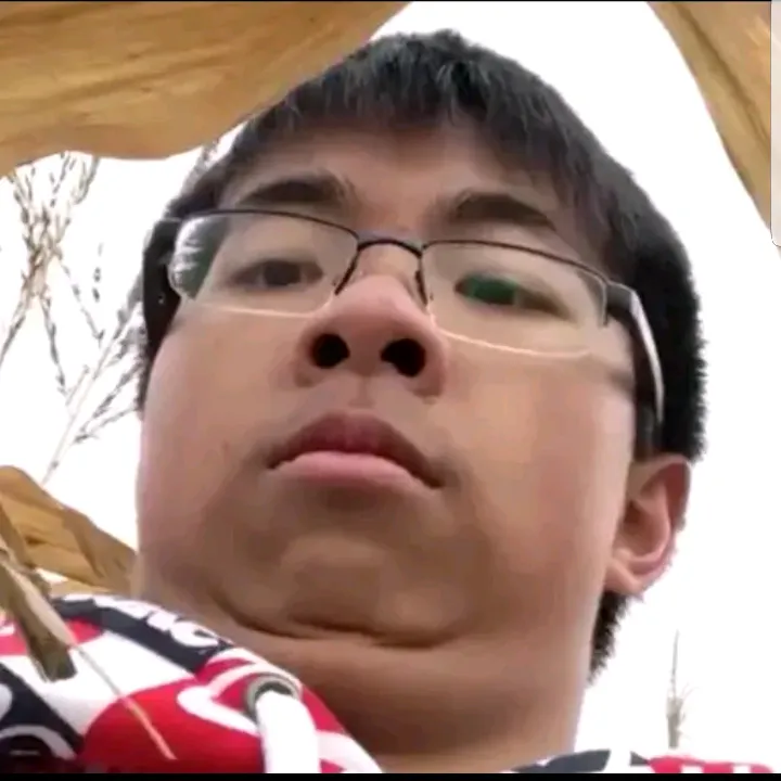 @jessuie_ta_soeur._.exe