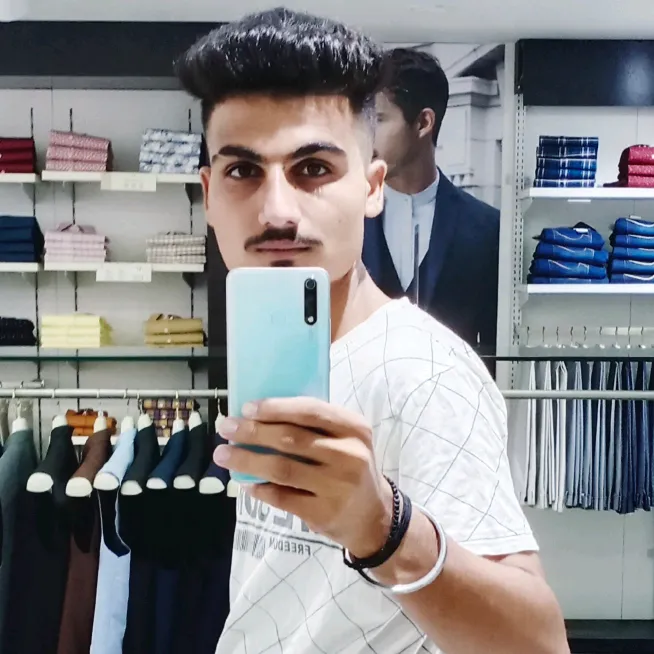 @luckydesai_2162