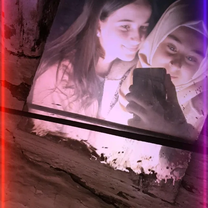 hazal_münüre_priww