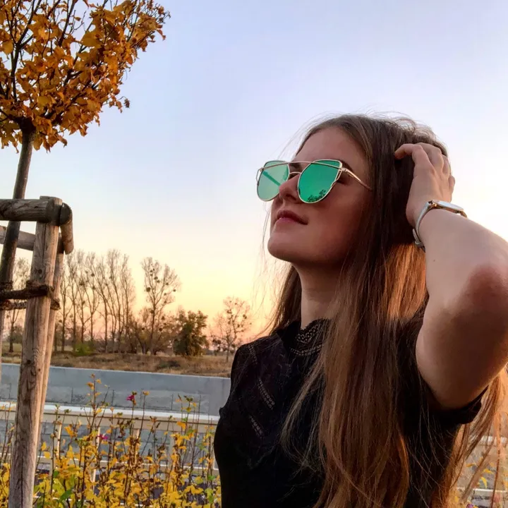 @official.ninaaaa