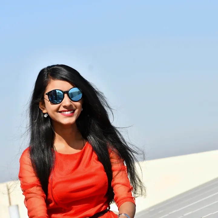 queenie_of_smily2