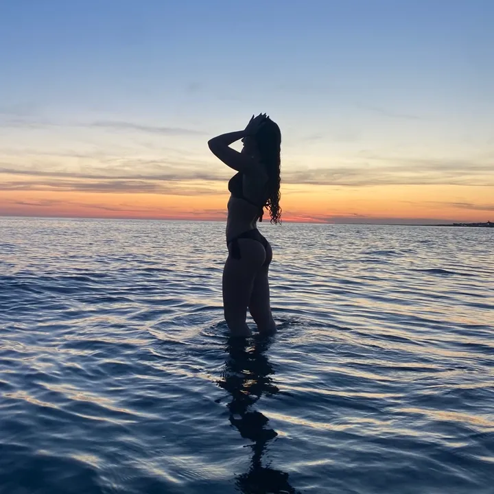 @violadeangelis