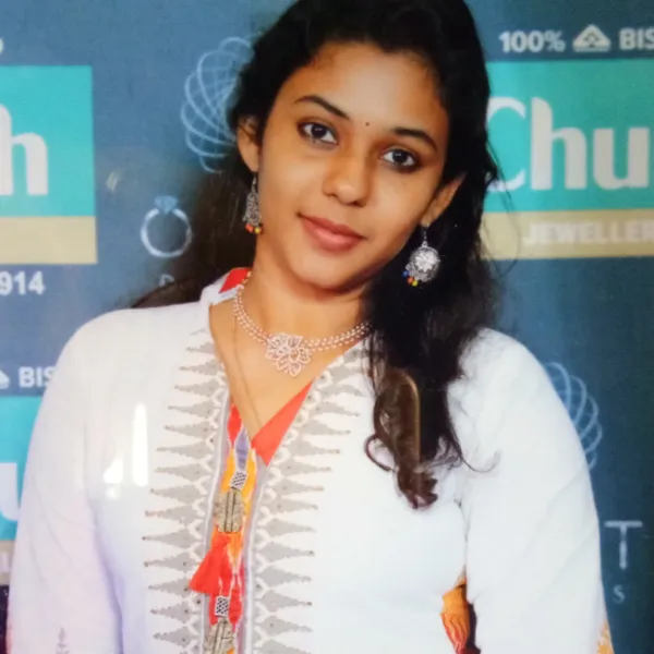 @poojadassarath