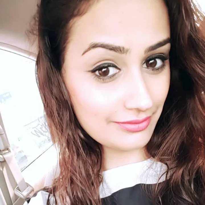 @esha_1984