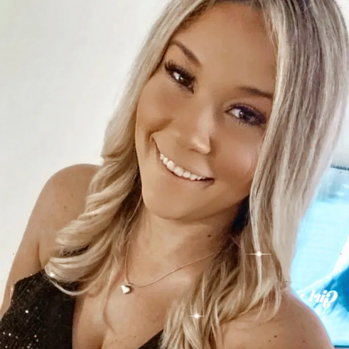 @maceyfaceee