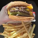 @travelingfoodreviews