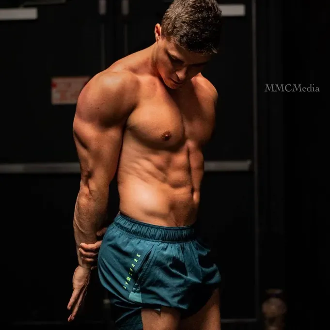 @johnnybomhardt