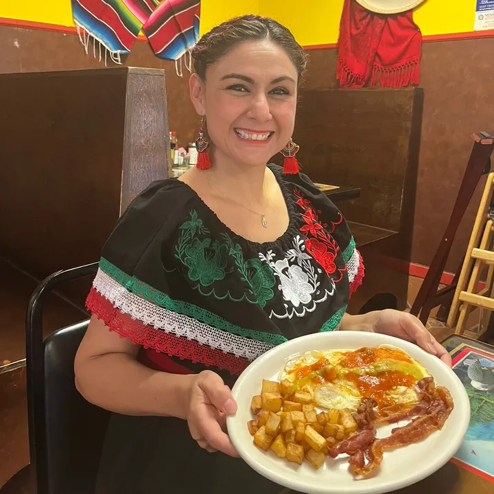 @monicastex_mexrestaurant