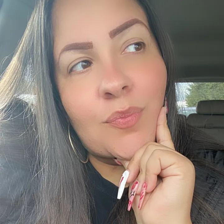 queen_adelina8