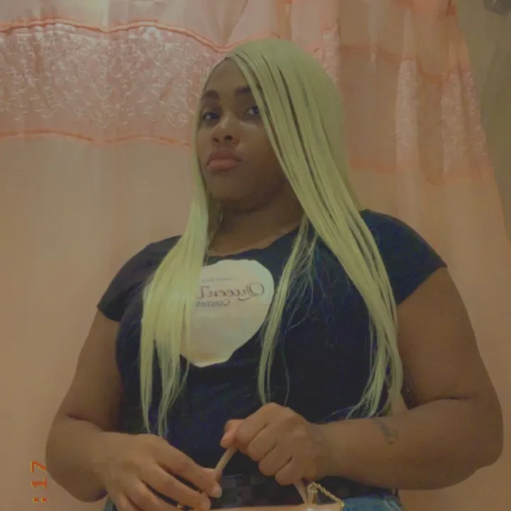 naturallyqueenv33